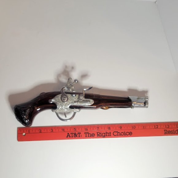 VINTAGE 1970'S AVON DUELING PISTOL RETRO GUN AFTERSHAVE CONTAINER, EMPTY - Picture 3 of 3